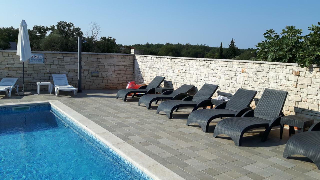 Adamovic * Lovrecica (Istria)